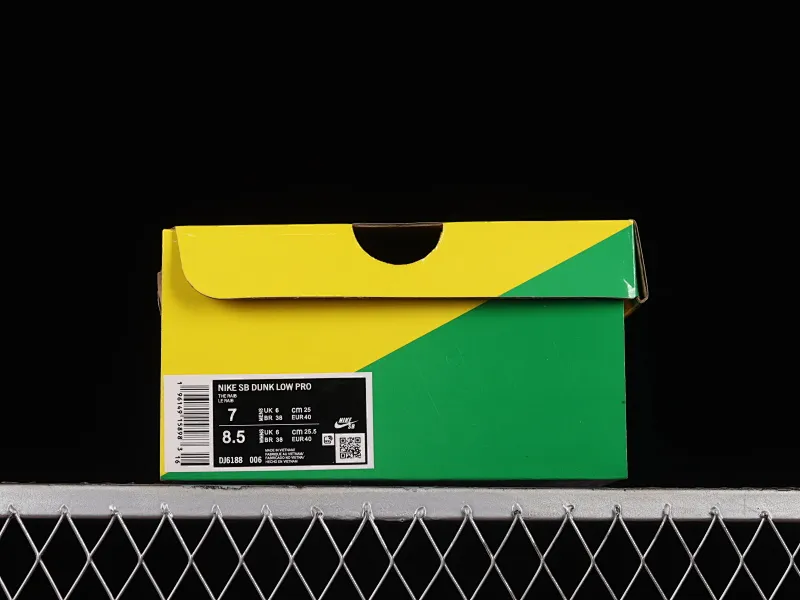 All Categories Nk SB Dunk Series Nk SB Dunk Low Low-top sneakers Nk SB Zoom Dunk Low X La eeb Qatar 2022 World Cup joint SB low-top sports and leisure sneakers DJ6188-006